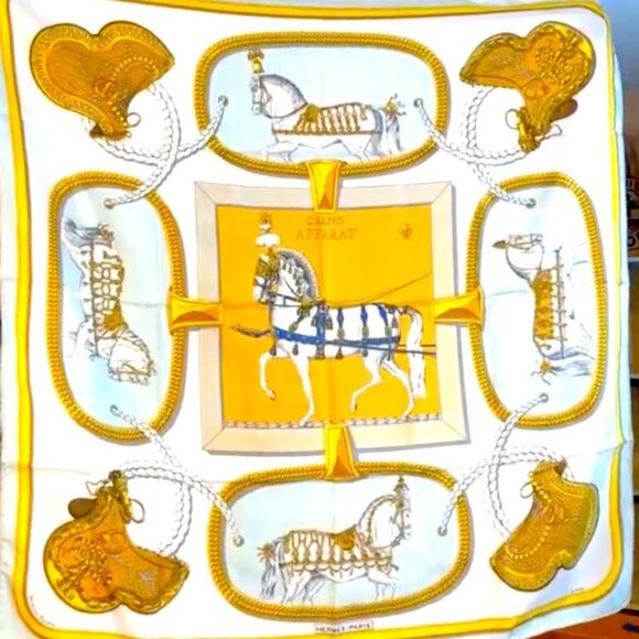 Hermès Equestrian Print Silk Scarf with Different horse images in each frame - Picture 1 of 4